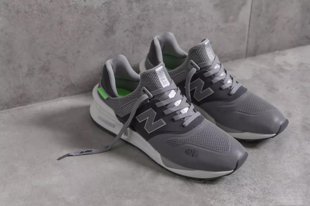 为什么你买的鞋子那么贵,带n的鞋是什么品牌