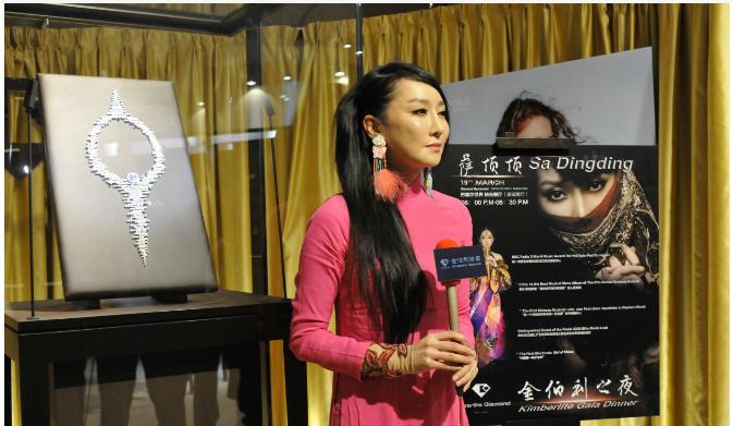 萨顶顶假唱转话筒事件结果,萨顶顶有实力为什么要假唱