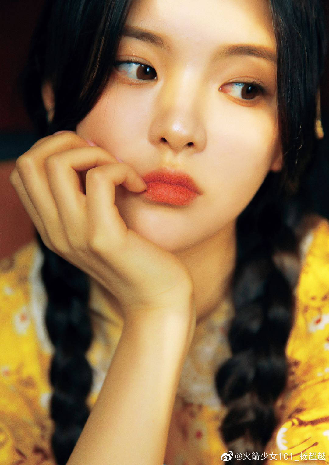 相貌平平杨超越？她的颜是否真的被吹嘘过渡？