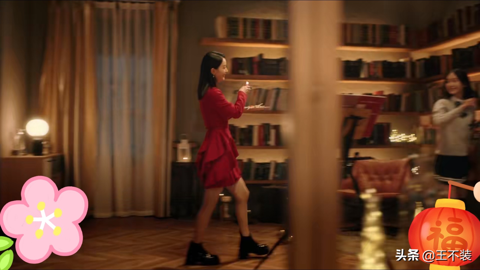 赵丽颖穿的2021迪奥连衣裙,赵丽颖红色裙全球限量版