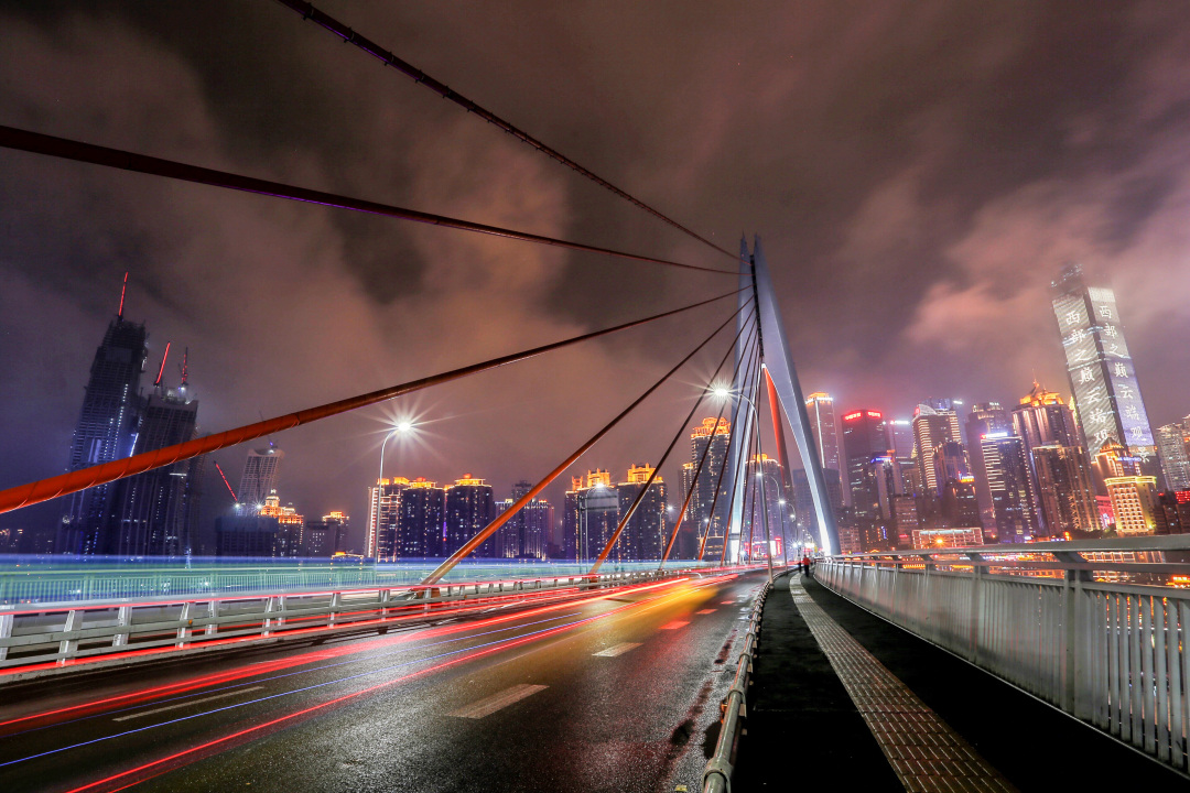 任性的重庆渝融豪生：坐落三轨之上，便捷扫街购物，允许携带宠物