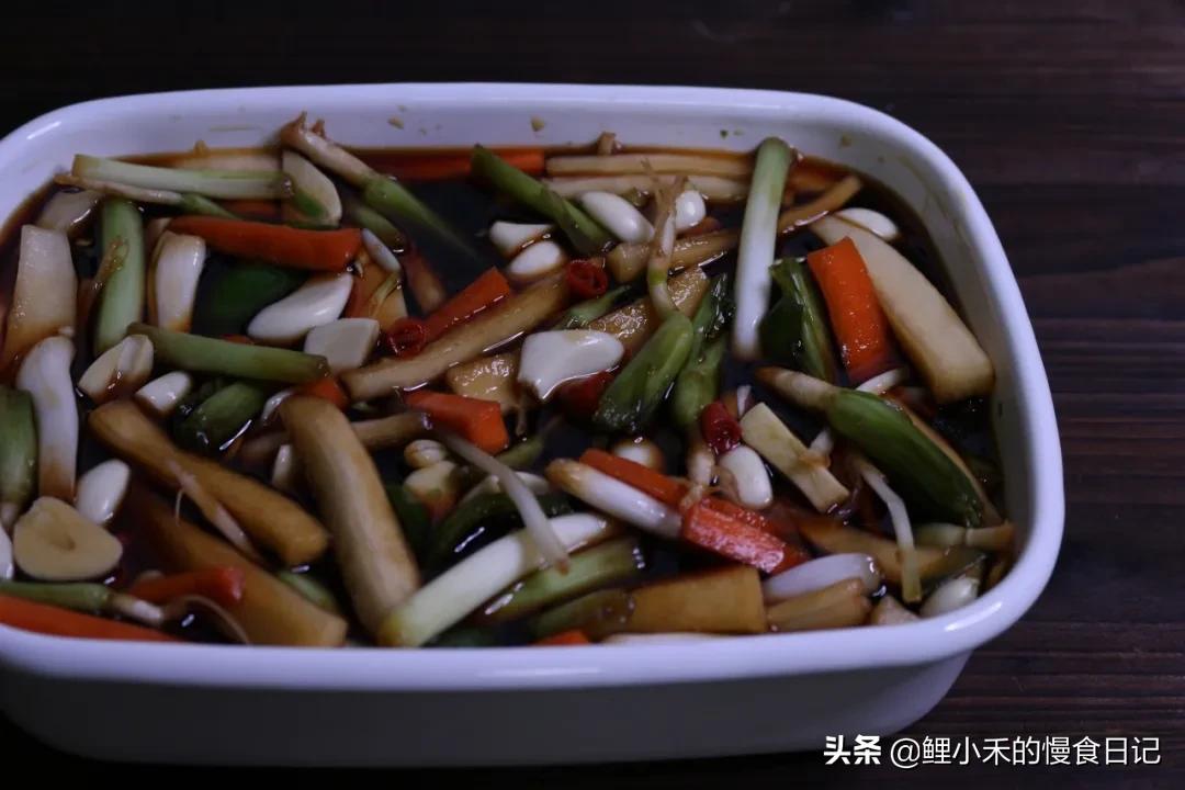 香菜根都别扔了这样煮一煮作用大,香菜根不要扔放锅里煮一煮