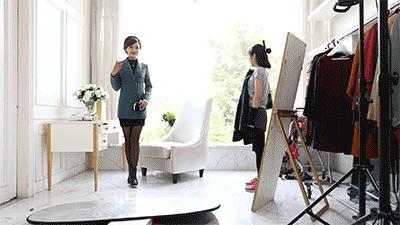 85后淘女郎“扮老”，深受妈妈辈喜爱，真实长相好清秀