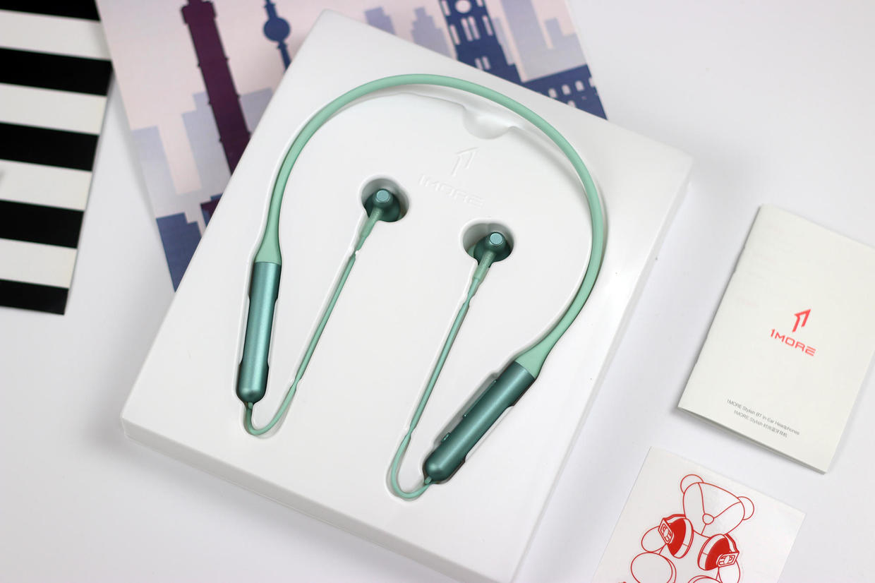 万魔真pro耳机,airpodspro和万魔蓝牙耳机哪个好