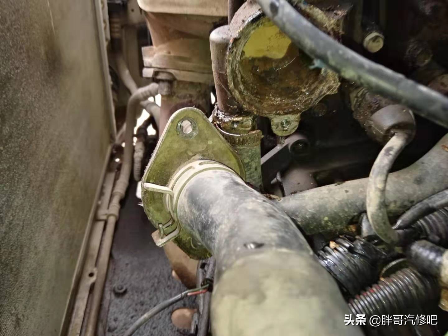 老富康缸盖漏油,老款富康水温高风扇不转