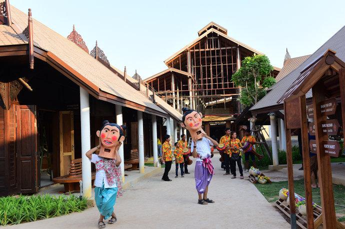 泰国暹罗古城打卡,超过半数中国游客前往泰国