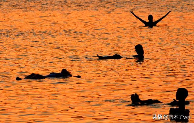 死海为什么淹不死人呢,死海为啥要消失