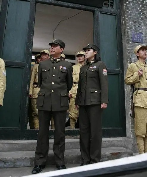 潜伏余则成李涯对峙哪一集,潜伏李涯余则成录音是哪集