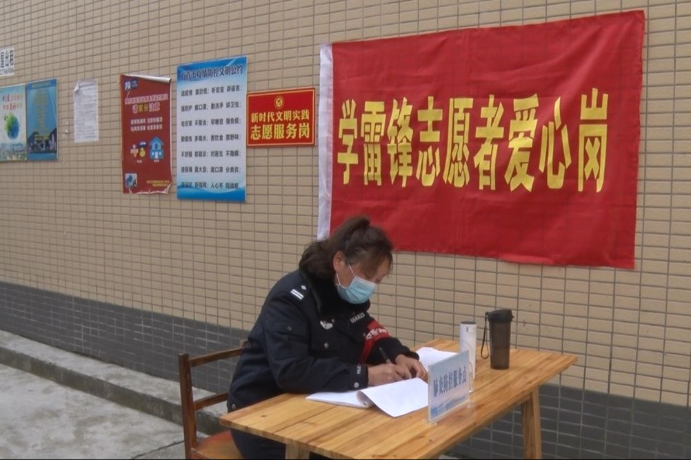 巾帼芳华绽放在每个时节,铿锵玫瑰别样红最美巾帼绽芳华