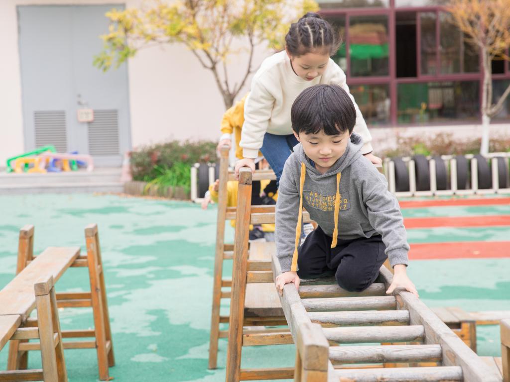 孩子不听话不是叛逆那么简单,孩子叛逆不听话到底是谁的问题