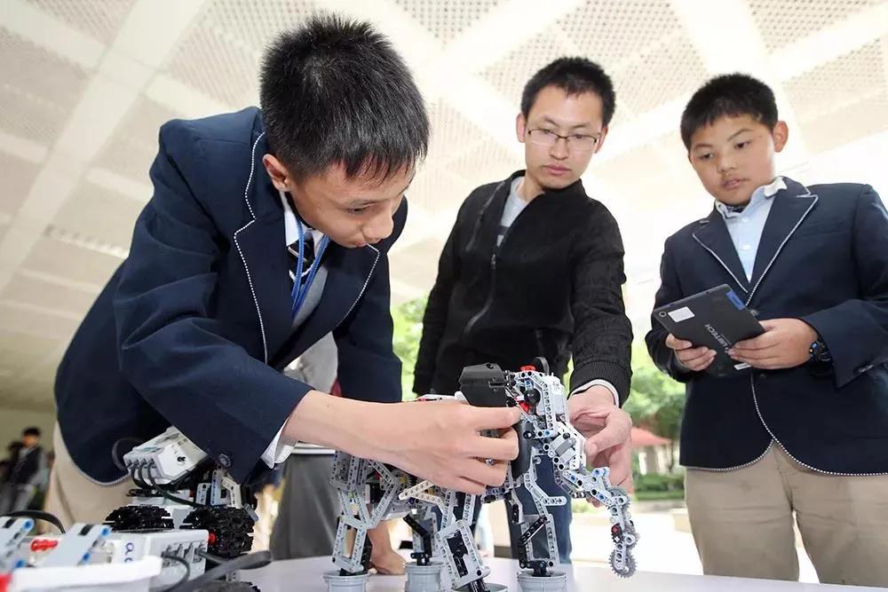 学长说|一所学校到底好不好，初三学姐学长最有发言权