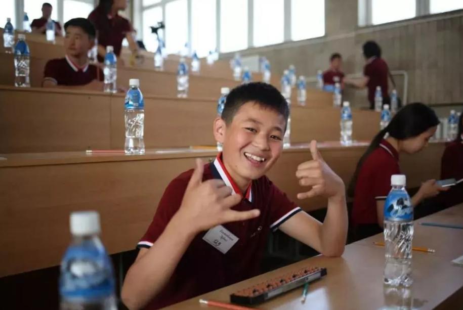 如何防止孩子沉迷打游戏,孩子沉迷网络游戏叛逆怎么挽救