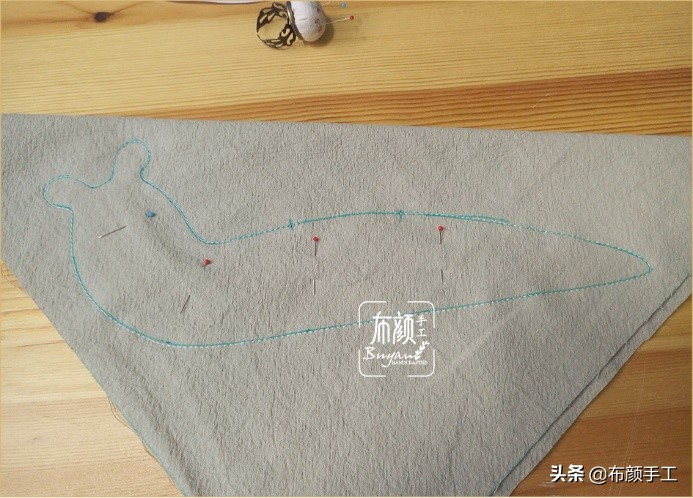 布艺兔子玩偶手工,牛仔布艺小熊手工