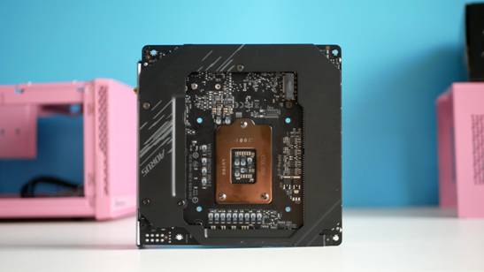 *男猛**必备！i7+2060s打造粉色Z490ITX迷你主机