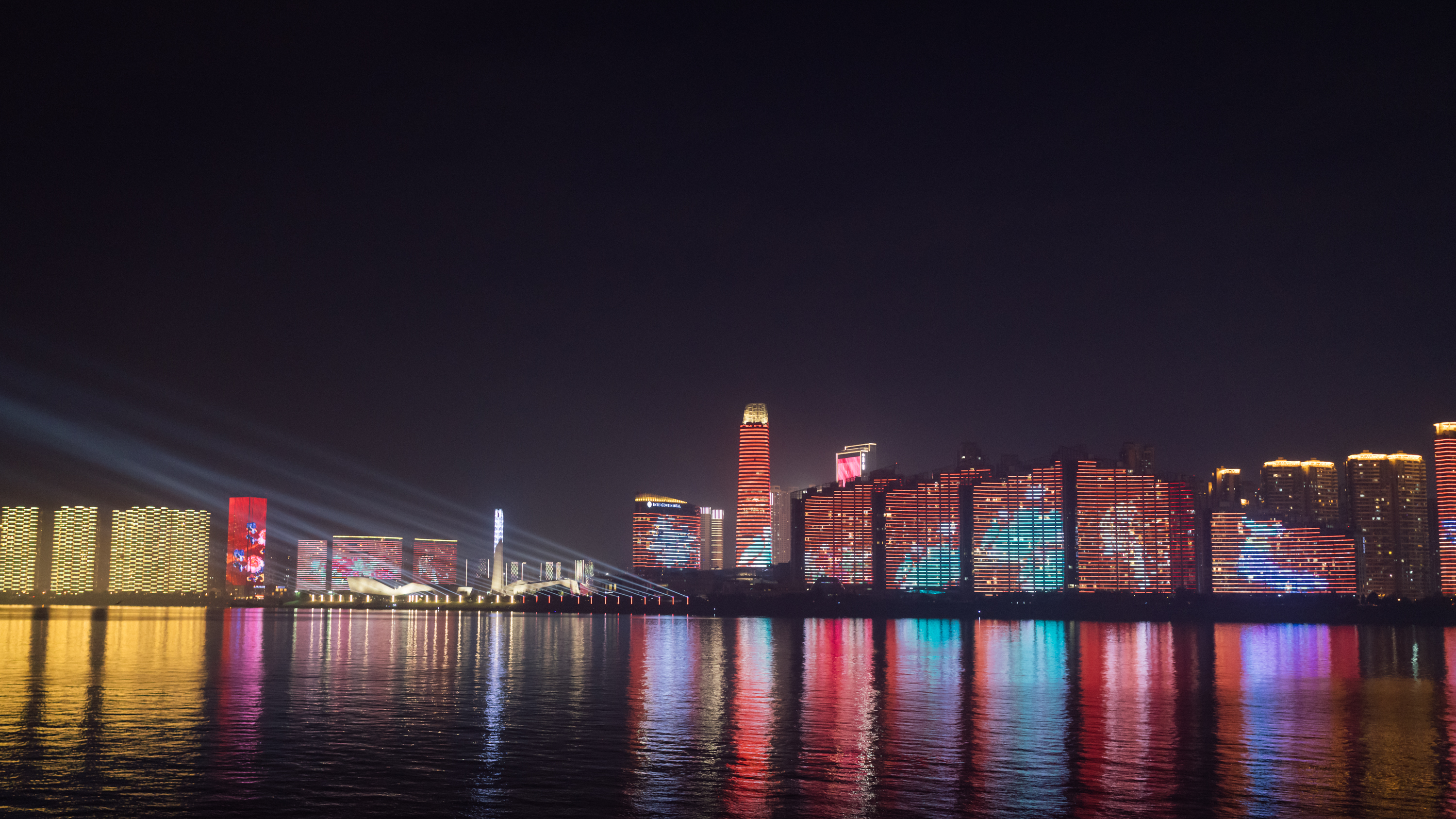 聚味瞿记小龙虾有多少只,聚味瞿记长沙小龙虾