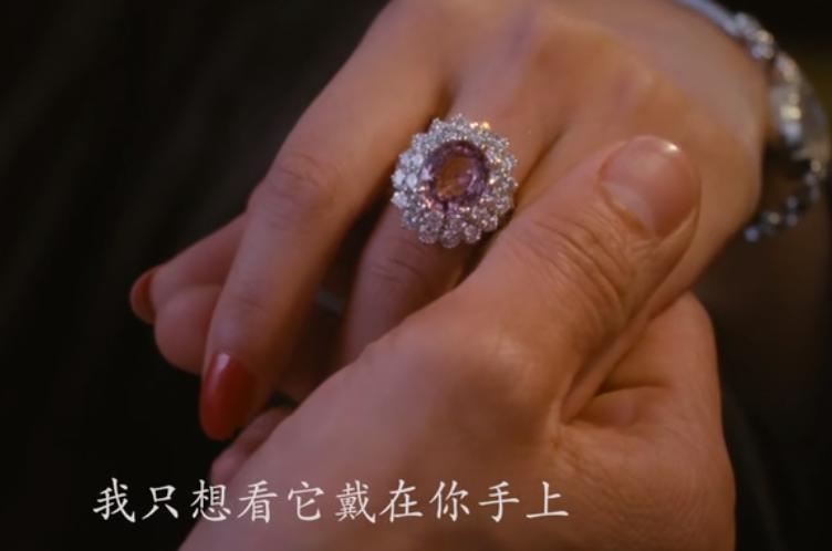 张爱玲写了三十年的短篇小说《色戒》,究竟有何精妙之处?