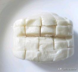 几毛钱的馒头也可以做成几十块的感觉！芝士烤馒头，幸福感爆棚！