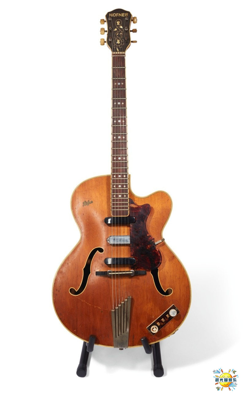 披头士迷必看！约翰·列侬招牌眼镜、违章罚单、DEMO小样网上拍卖