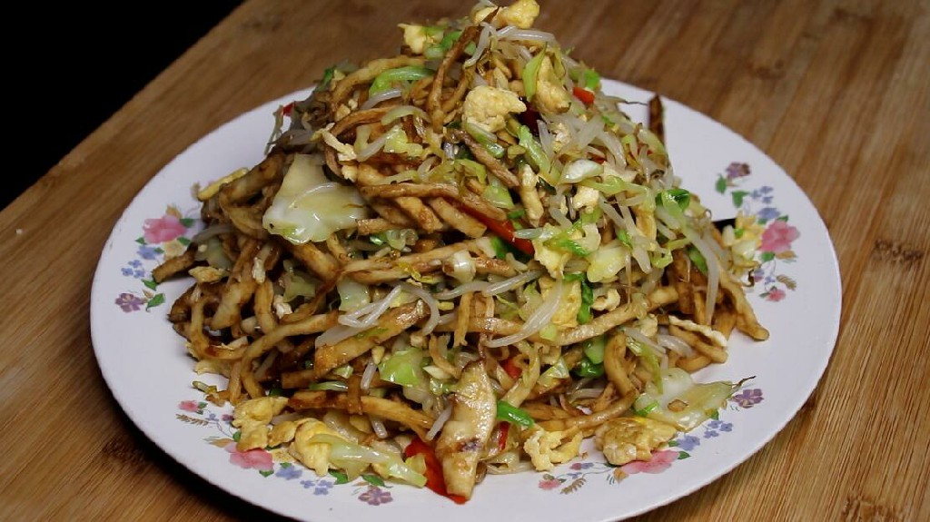 北方炒饼丝做法,传统炒饼丝