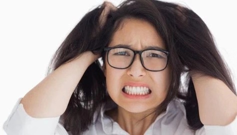 头发分叉易断,头发分叉易断枯燥怎么办