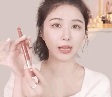 薄唇涂口红淡妆的正确方法,厚唇日常妆适合什么口红