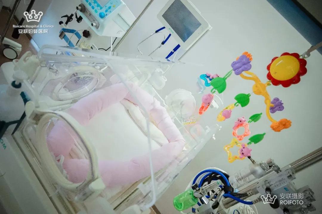 36周2300克早产宝宝要住保温箱多久,24周700克早产婴儿