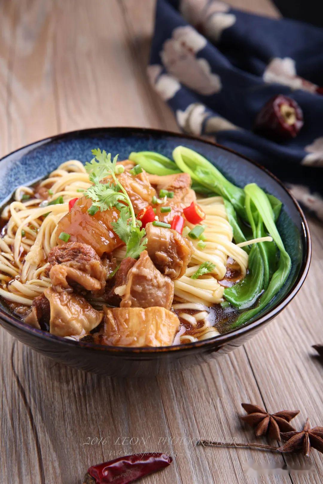 10家餐饮店停业亏损百万,暗访十家面馆