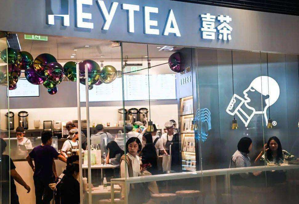 90后小伙卖奶茶创业身价过亿,一个正在创业的90后