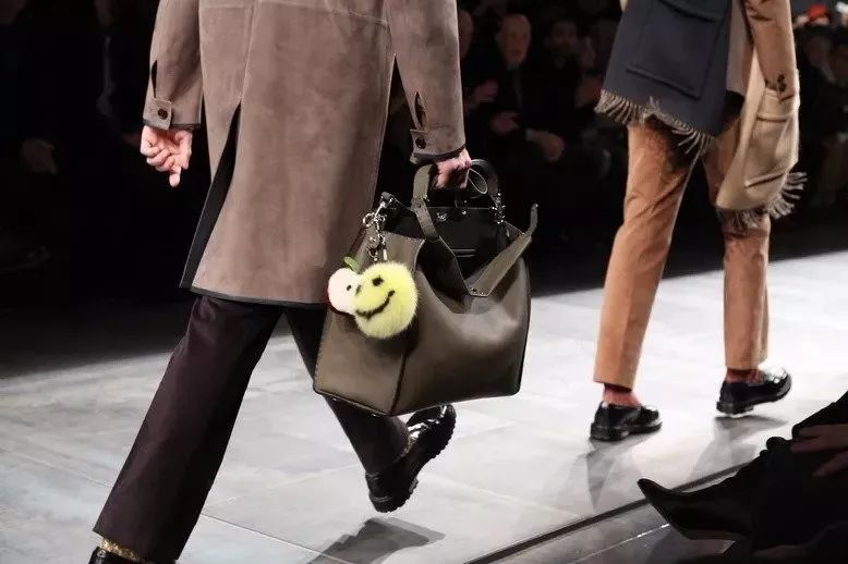 被权志龙宠着的人,被权志龙独宠的女人