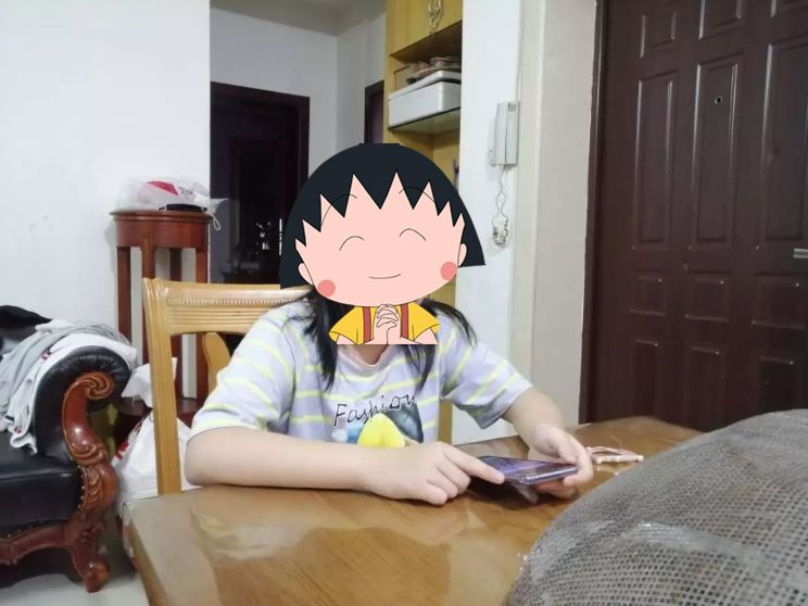 福建9岁女孩玩抖音刷掉八万元,11岁女孩沉迷游戏怎么办