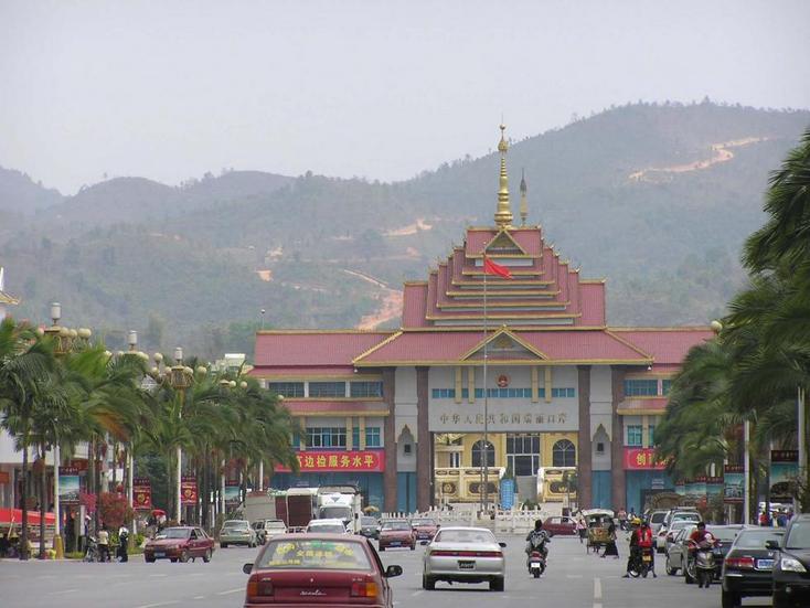 云南建议租车自驾游吗,云南租车游最佳攻略