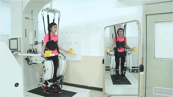 银辉玩具机器人视频,银辉机器人维修