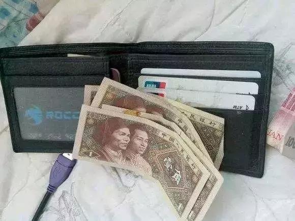 模具厂上班的辛酸,干了半年销售出路