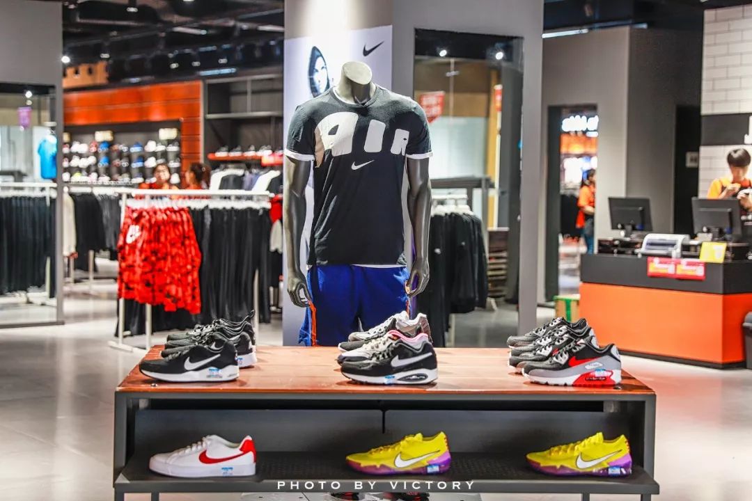 五环曲江工厂店 (曲江大道168号五环汉华城工厂店)