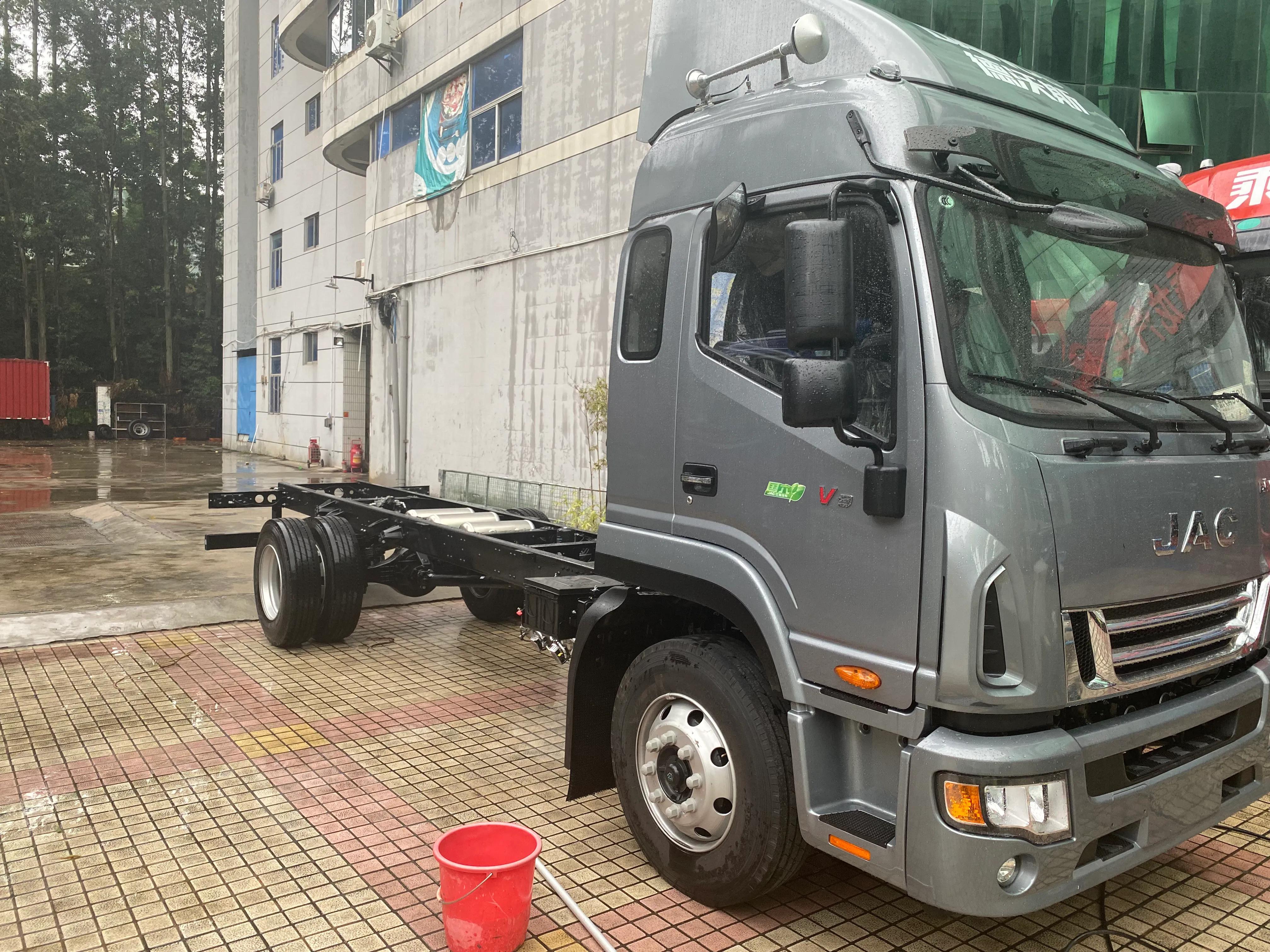 轻卡受限怎么办看小黄牌德沃斯大金牛