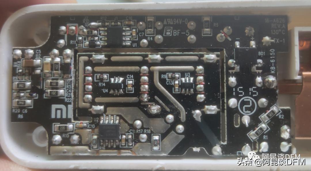 拆解小米插板,小米插座拆解评测