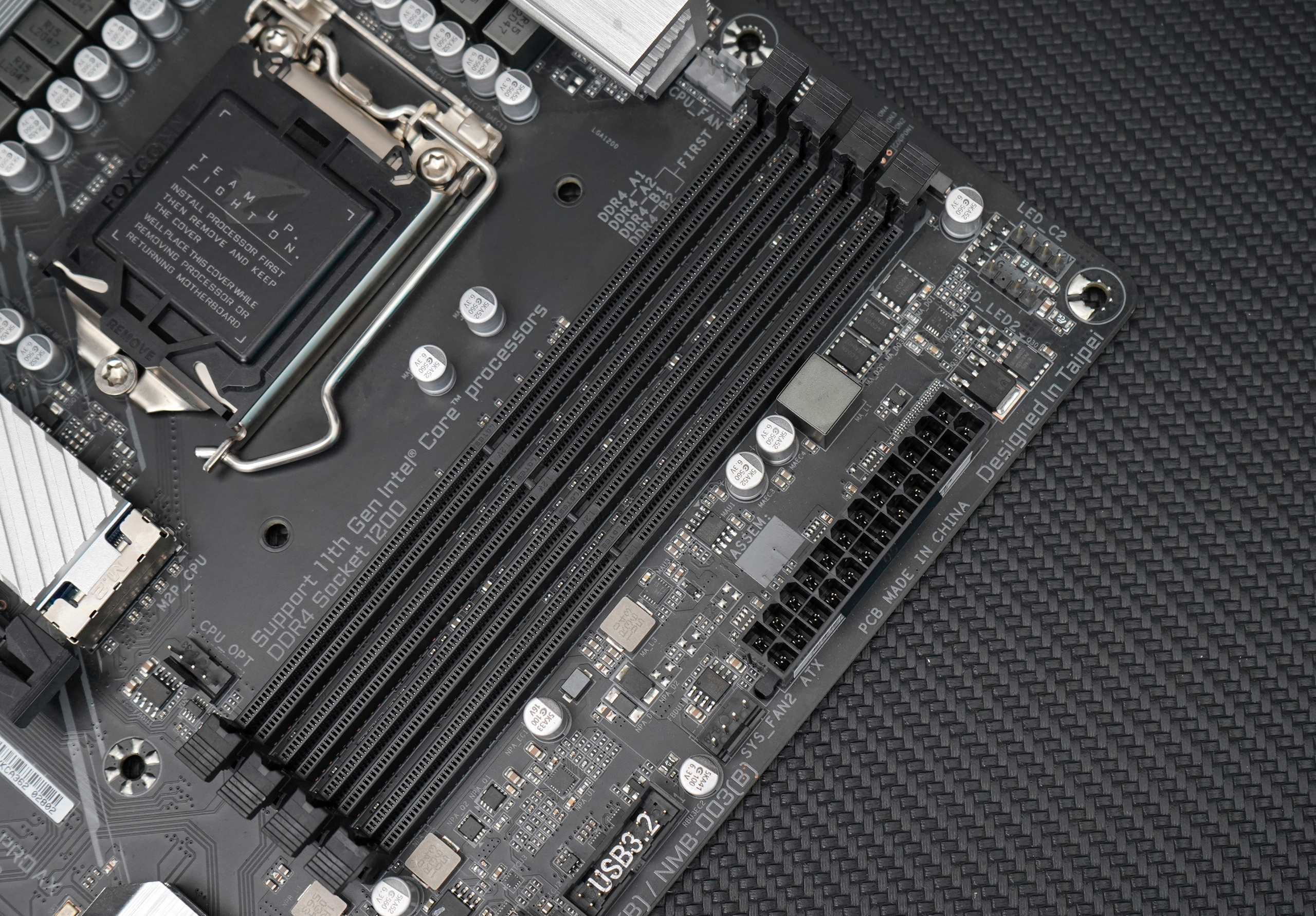 技嘉雪雕b560主板功能区介绍,技嘉雪雕b560maorusax参数