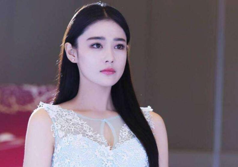 张馨予光头,张馨予晒光头造型视频