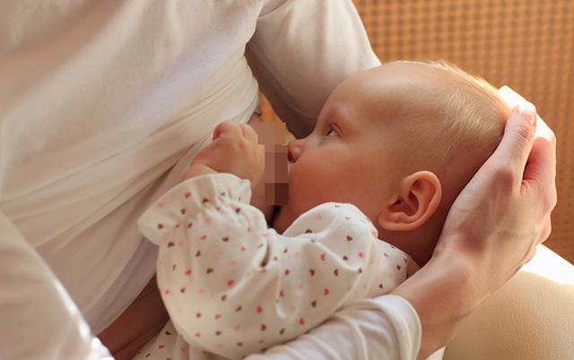 母乳不足奶水清,奶水不足宝宝不吃母乳解决方法