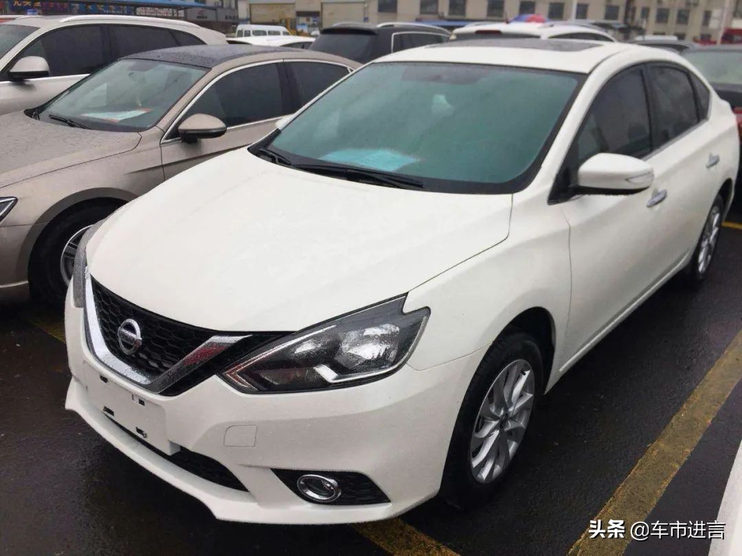 日产轩逸热销为什么饱受争议,日产轩逸经典和新轩逸哪个销量大