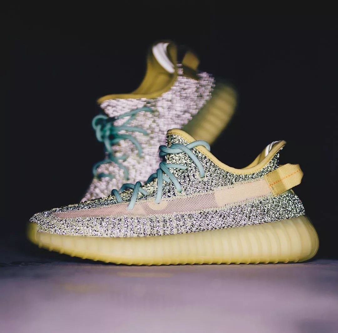 yeezy马上要出的鞋,yeezy纯白出新款
