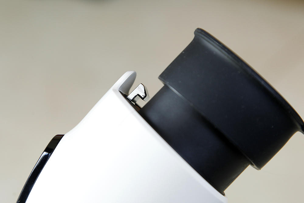 公牛随身充电枪和特斯拉充电桩,电动车便携式充电枪推荐