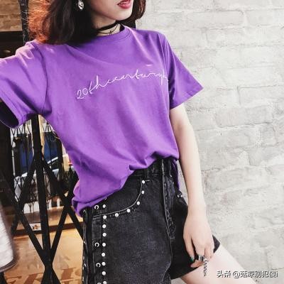 皮肤黑黄适合穿抹茶色吗,皮肤黄穿奶油黄好看吗