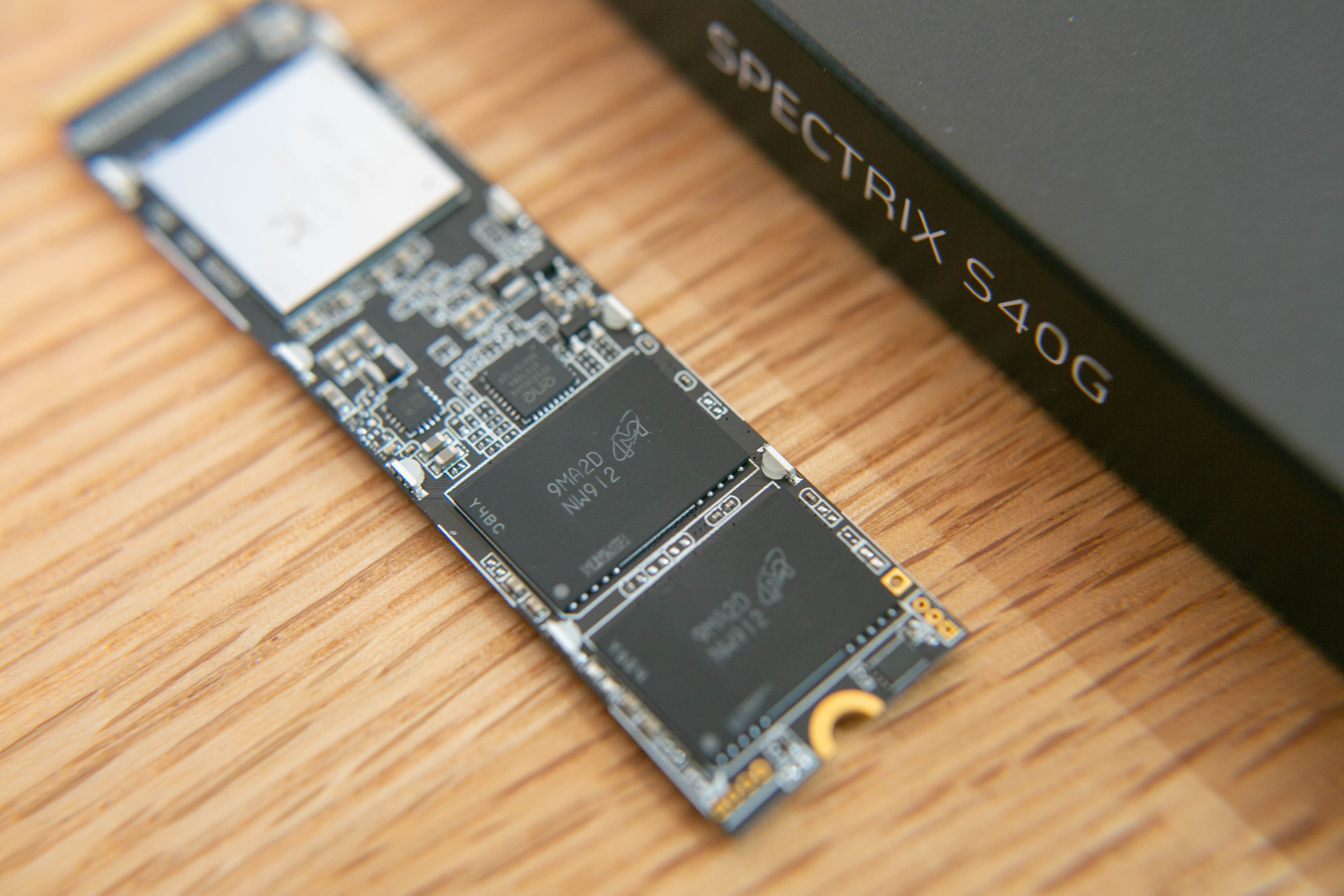 m.2固态硬盘有必要加散热马甲吗,m.2固态硬盘装散热片要撕掉标签吗