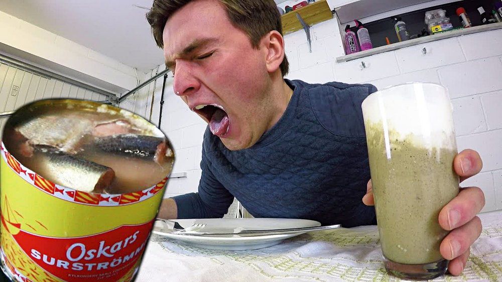 “生化*器武**”鲱鱼罐头,稳坐臭界的头把交椅,瑞典却狂吃800吨