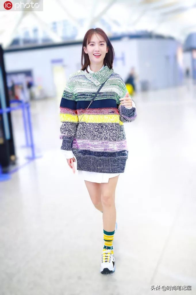 爆款撞色慵懒风毛衣穿搭,毛衣衬衫外套长款慵懒风穿搭