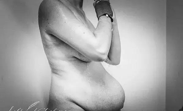 梅根产后首次公开亮相,梅根产后多久恢复身材了