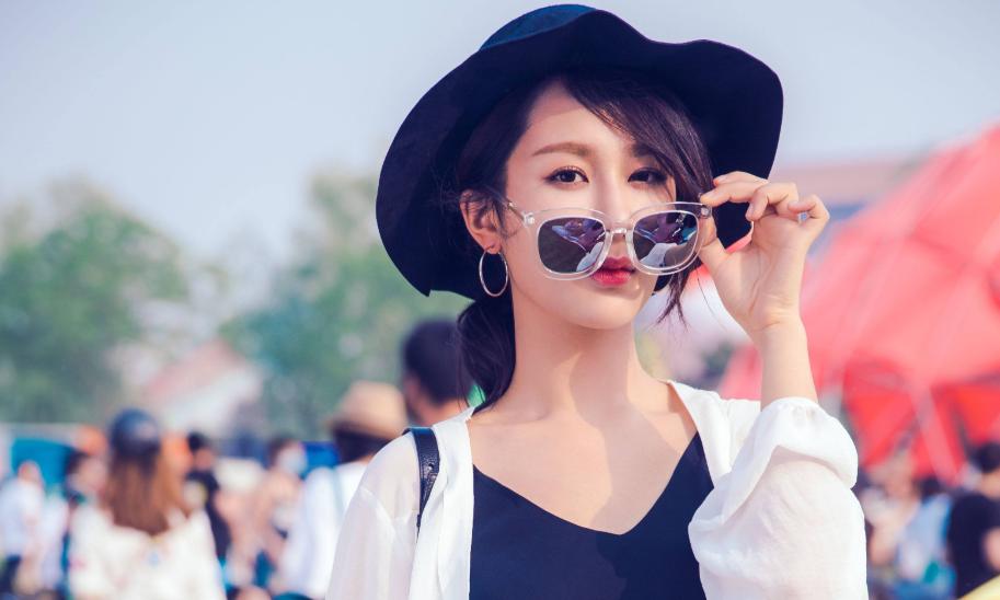 你发朋友圈别人为什么会觉得很烦 (朋友圈动态发什么动态不会让人烦)