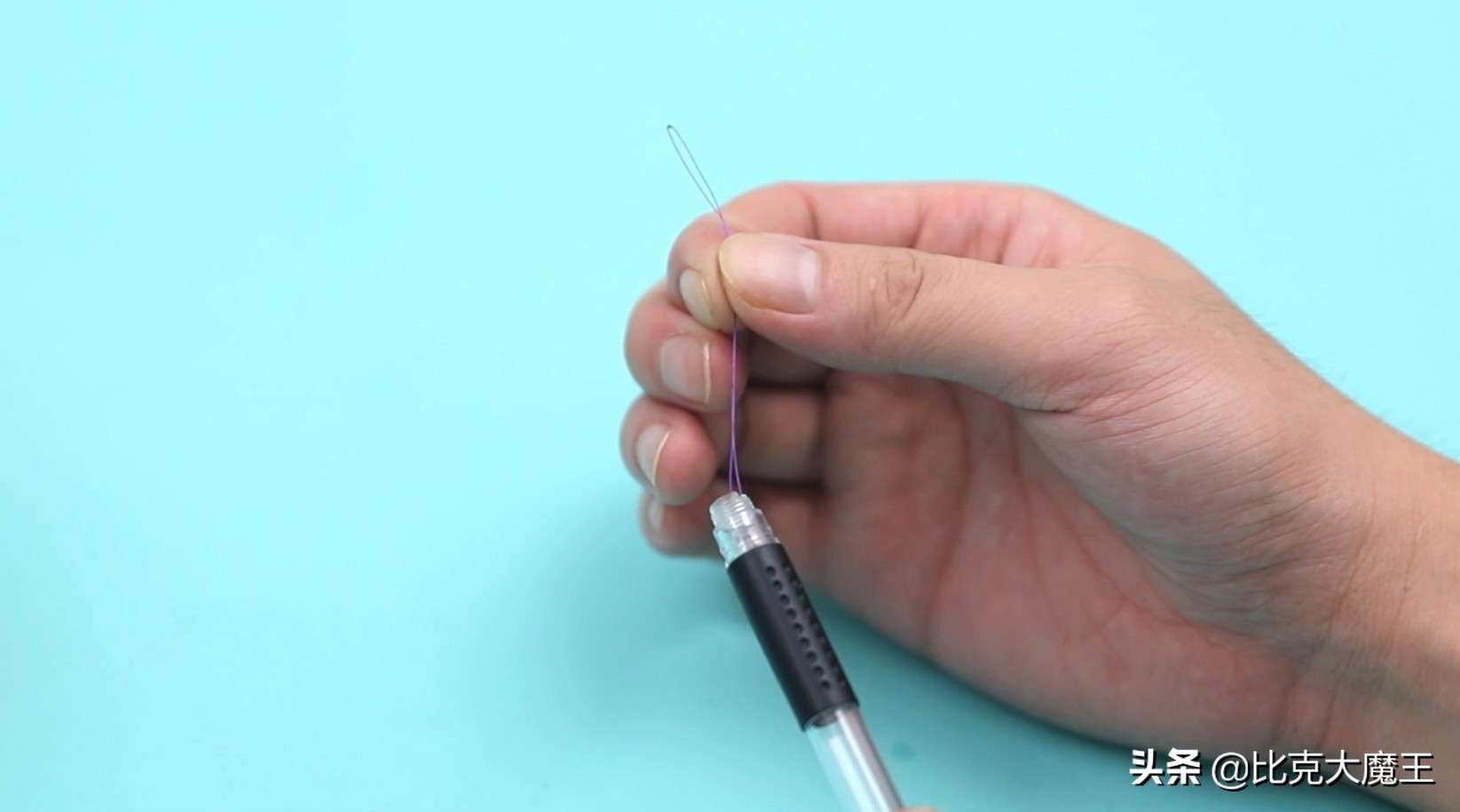 穿针不用拔线,一个小妙招教你快速穿针方便实用