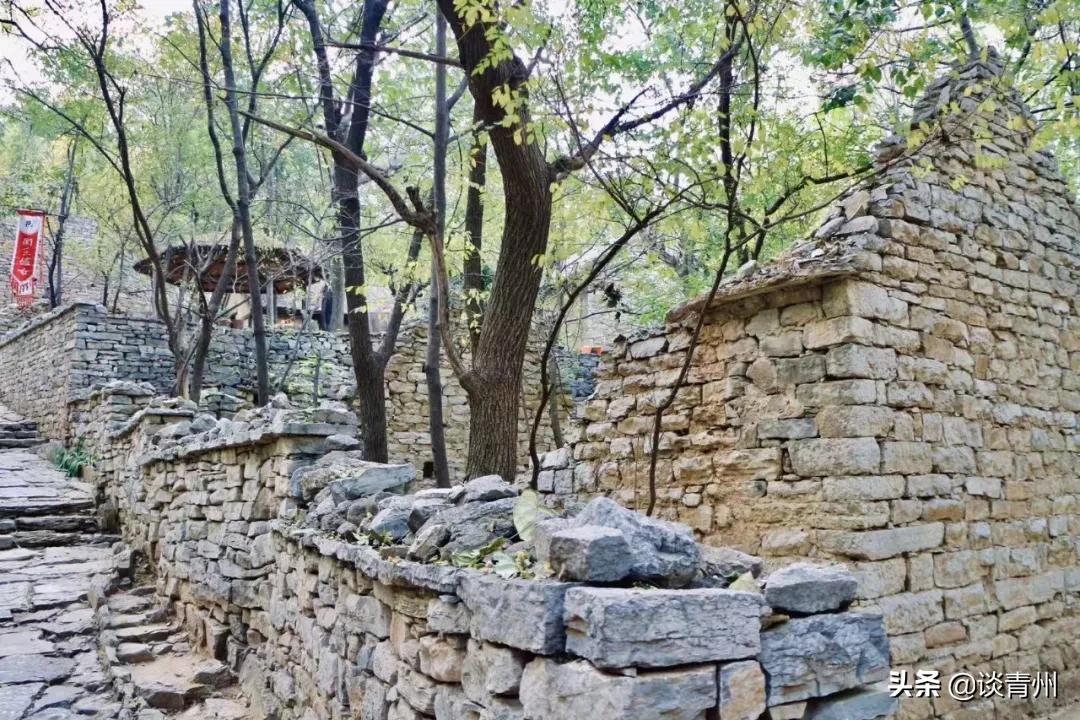 青州蜜三刀在哪,青州一个人去什么地方玩